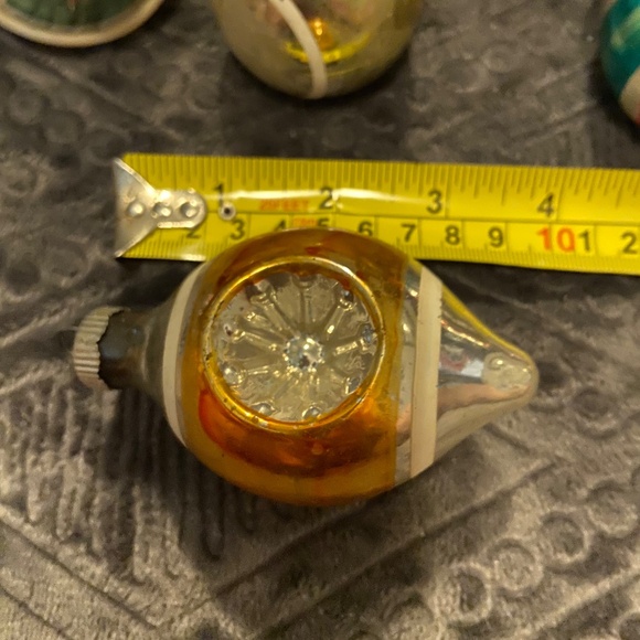Vintage Shiny Brite Christmas Ornaments - Picture 6 of 6